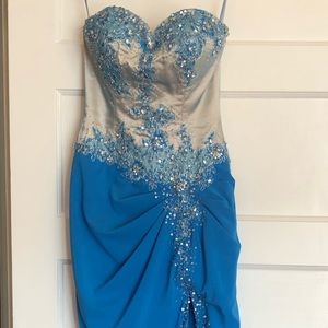 Beautiful, elegant prom dress
